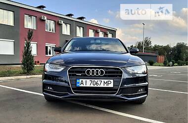 Седан Audi A4 2013 в Дніпрі