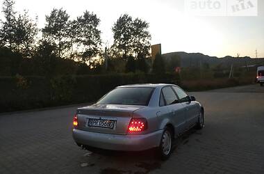 Седан Audi A4 2000 в Турке