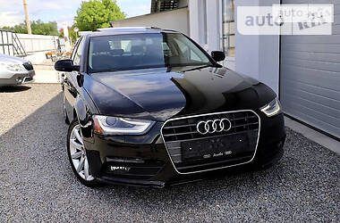 Седан Audi A4 2013 в Львове