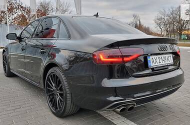 Седан Audi A4 2015 в Харькове