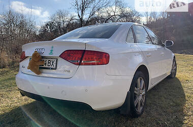 Седан Audi A4 2011 в Києві