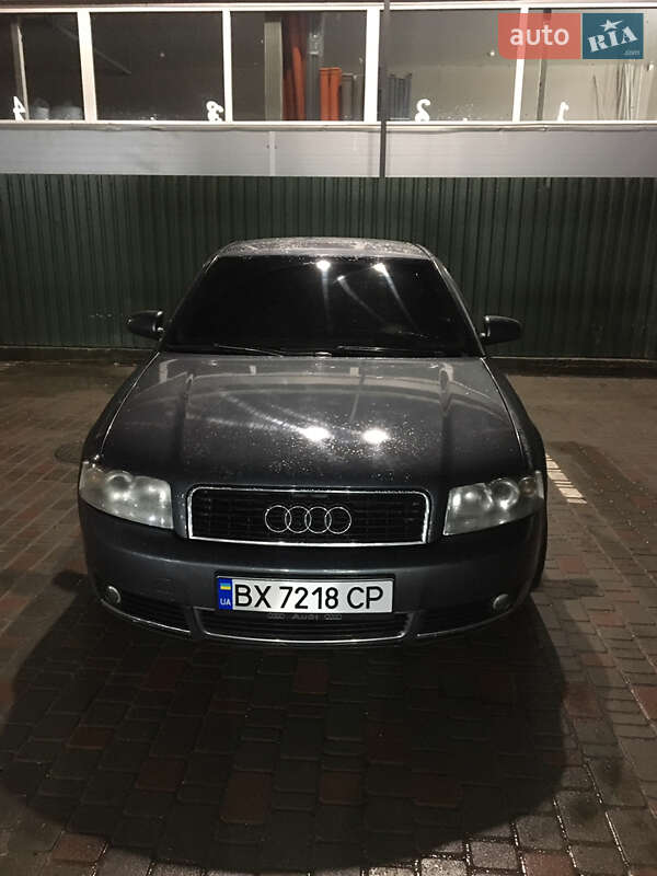Седан Audi A4 2001 в Хмельницком