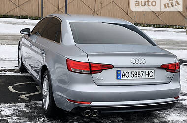 Седан Audi A4 2016 в Мукачево