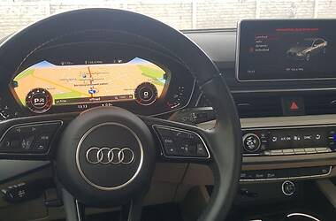 Седан Audi A4 2018 в 