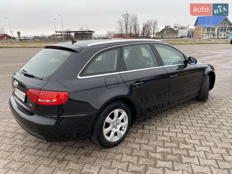 Универсал Audi A4 2011 в Черновцах