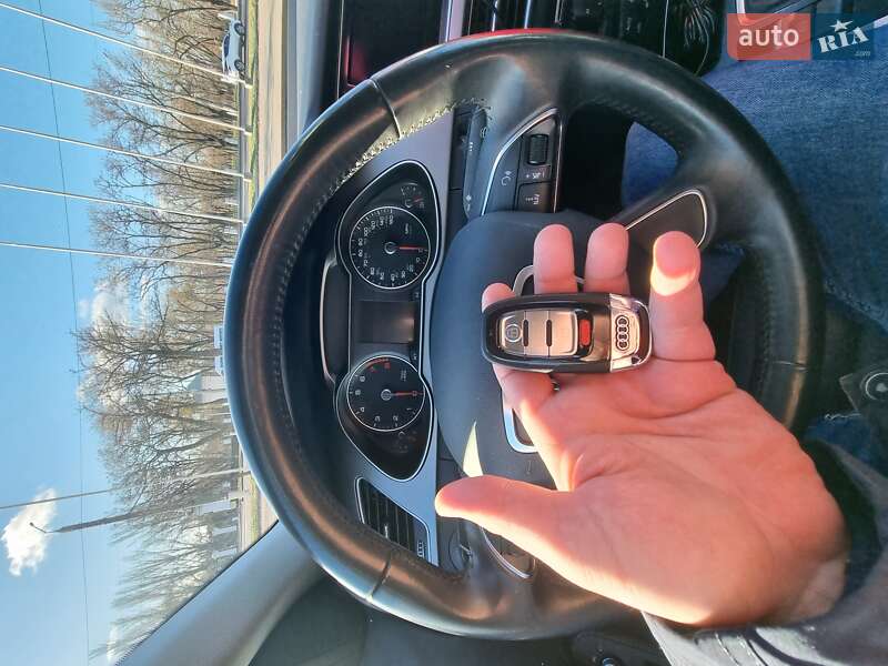 Седан Audi A4 2013 в Миколаєві