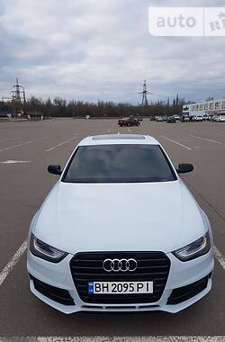 Седан Audi A4 2015 в Одесі