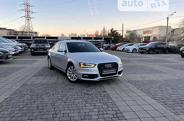 Седан Audi A4 2013 в Одесі