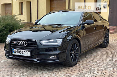 Седан Audi A4 2015 в 