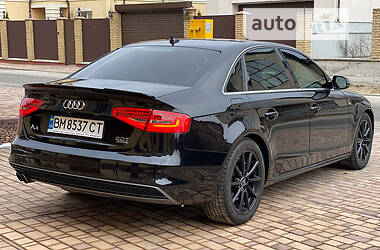 Седан Audi A4 2015 в 