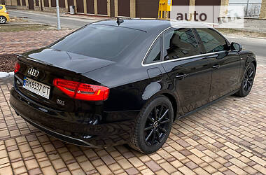Седан Audi A4 2015 в 