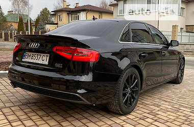 Седан Audi A4 2015 в 