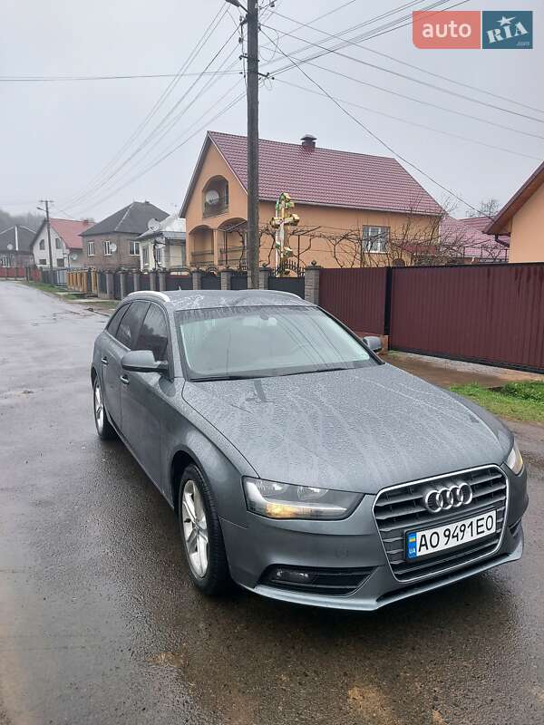Универсал Audi A4 2014 в Хусте
