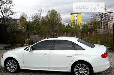 Седан Audi A4 2013 в Хмельницком