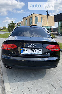 Седан Audi A4 2011 в Хмельницькому