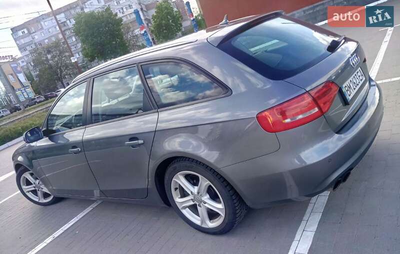 Універсал Audi A4 2014 в Ромнах