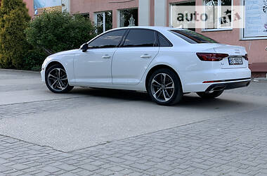 Седан Audi A4 2019 в Тернополі