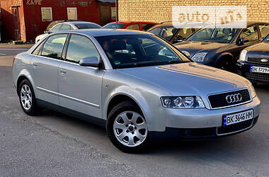 Седан Audi A4 2002 в Рівному