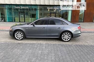 Седан Audi A4 2013 в Хмельницькому