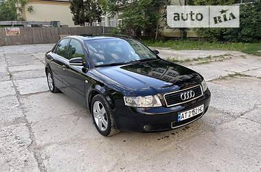 Седан Audi A4 2004 в 