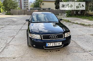 Седан Audi A4 2004 в 