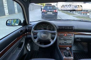 Універсал Audi A4 2000 в Тернополі