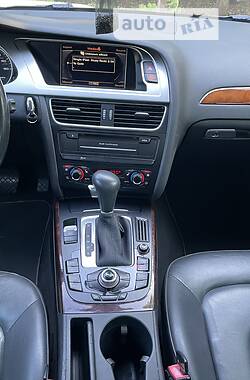 Седан Audi A4 2011 в 