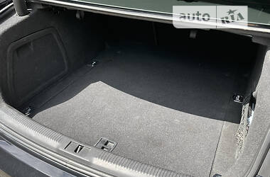 Седан Audi A4 2014 в 