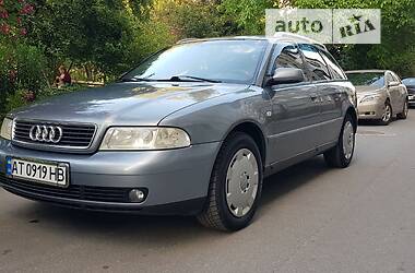 Универсал Audi A4 2001 в Долине