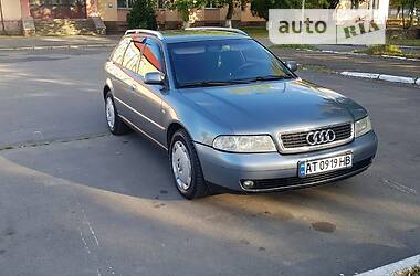 Универсал Audi A4 2001 в Долине