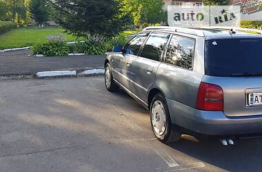 Универсал Audi A4 2001 в Долине