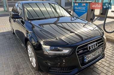 Седан Audi A4 2014 в 