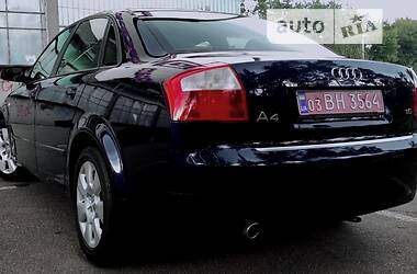 Седан Audi A4 2004 в Покровске