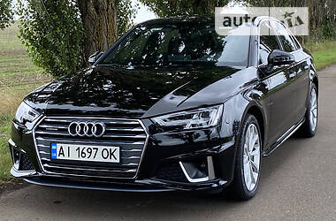 Седан Audi A4 2019 в 