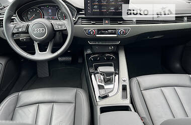 Седан Audi A4 2020 в Києві