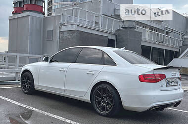 Седан Audi A4 2012 в Запоріжжі