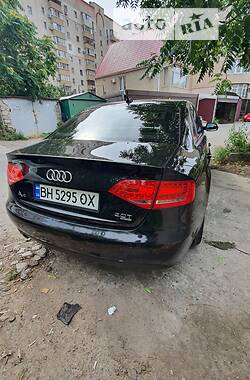 Седан Audi A4 2011 в Одессе