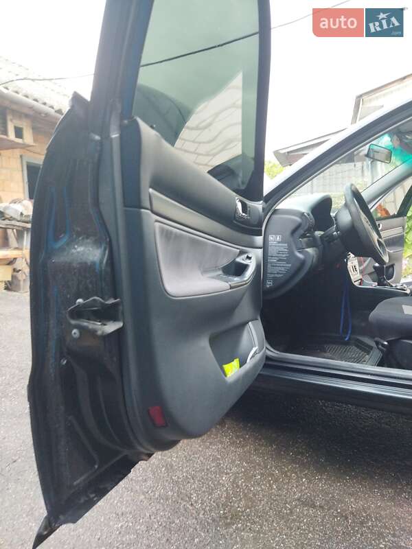 Универсал Audi A4 1997 в Глухове