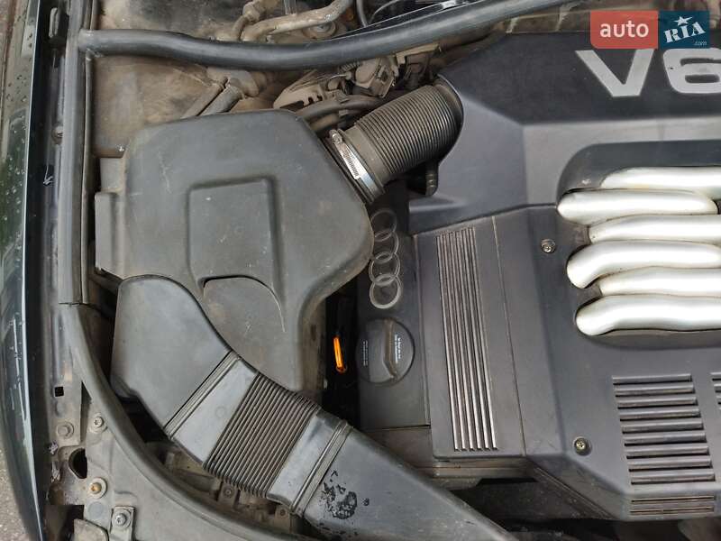 Универсал Audi A4 1997 в Глухове