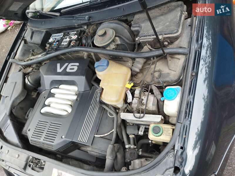 Универсал Audi A4 1997 в Глухове