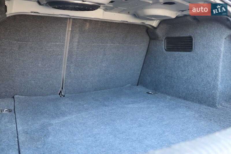 Седан Audi A4 2001 в Кривому Розі