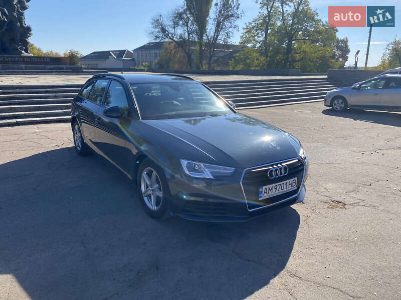 Універсал Audi A4 2017 в Малині