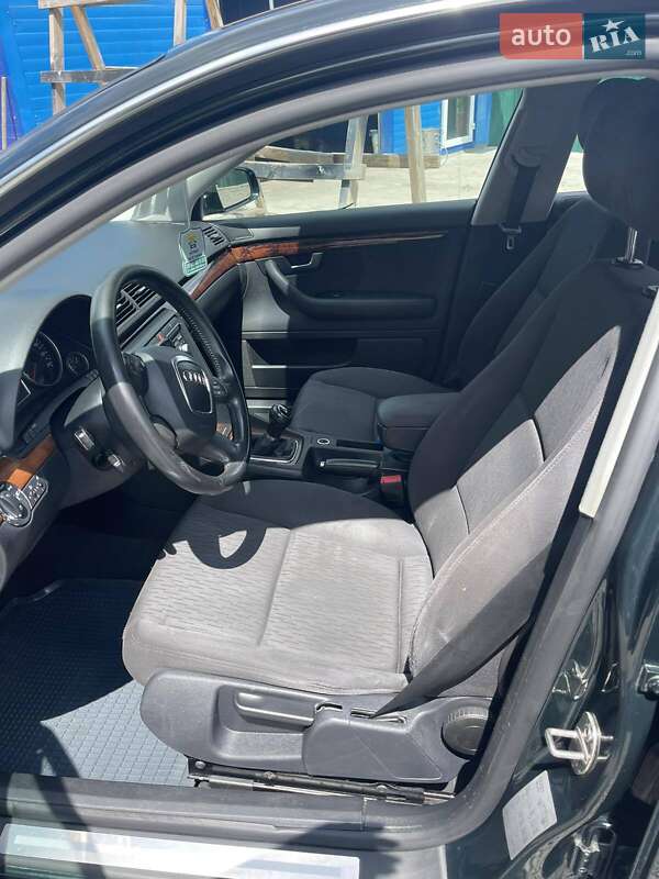 Универсал Audi A4 2006 в Первомайске