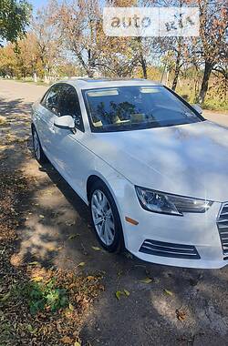 Седан Audi A4 2016 в Киеве