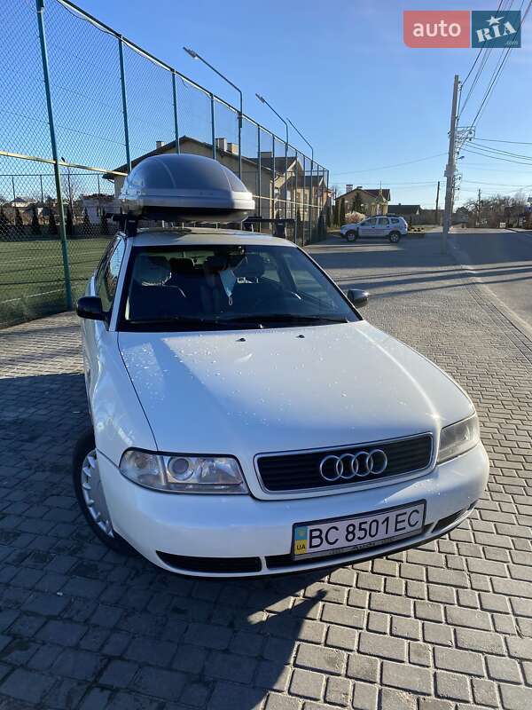 Универсал Audi A4 1997 в Львове