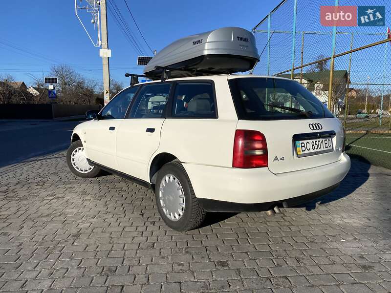 Универсал Audi A4 1997 в Львове
