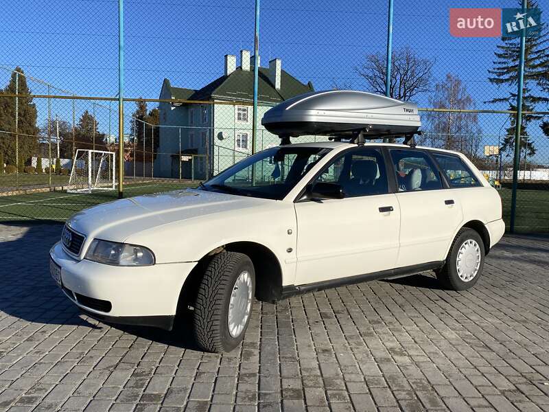 Универсал Audi A4 1997 в Львове