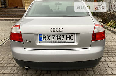 Седан Audi A4 2001 в Полонному