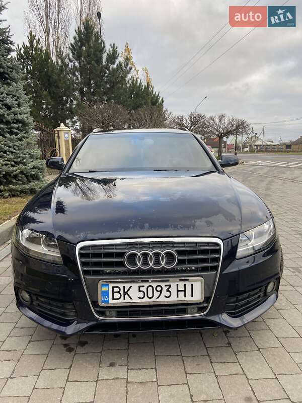 Универсал Audi A4 2010 в Сарнах