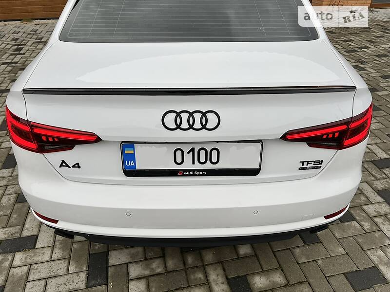 Седан Audi A4 2017 в Рівному